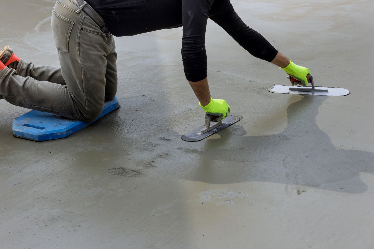 using cement to fix factory floor